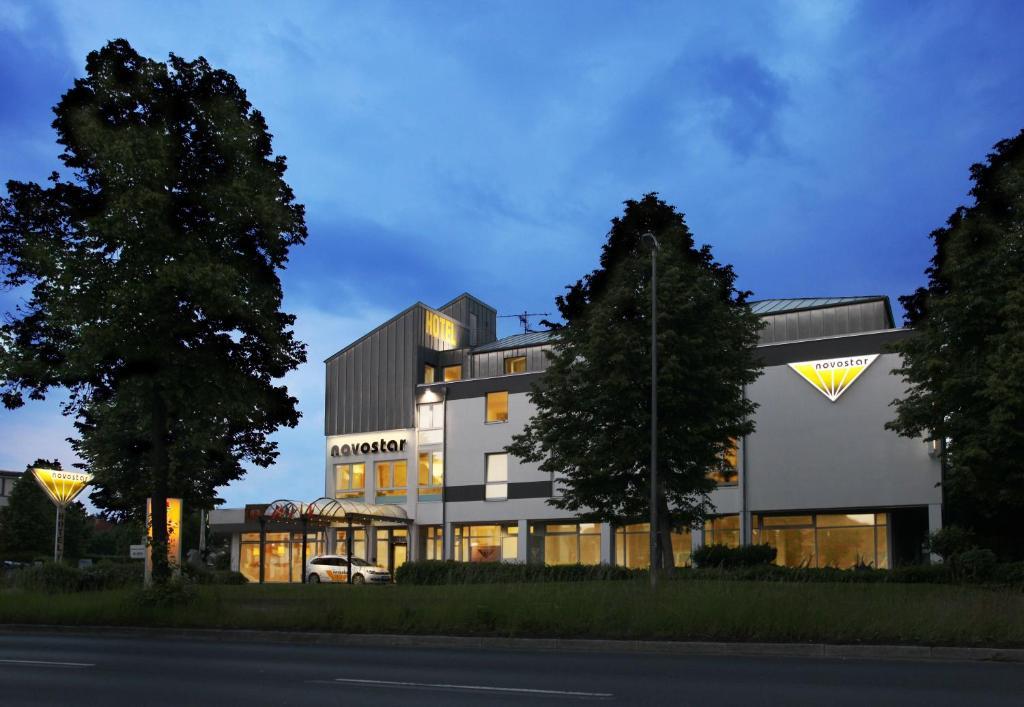 Göttingen Hotel Novostar מראה חיצוני תמונה