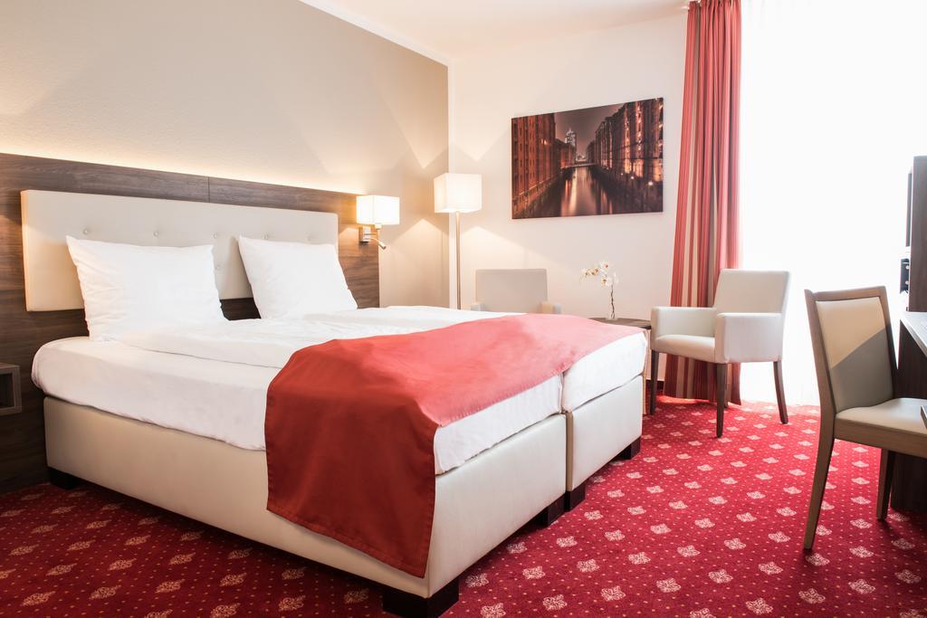 Göttingen Hotel Novostar מראה חיצוני תמונה
