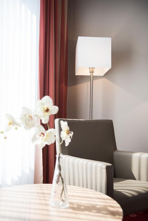 Göttingen Hotel Novostar מראה חיצוני תמונה