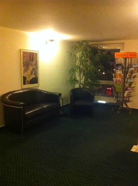 Göttingen Hotel Novostar מראה חיצוני תמונה