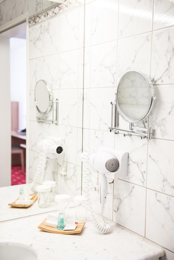 Göttingen Hotel Novostar מראה חיצוני תמונה