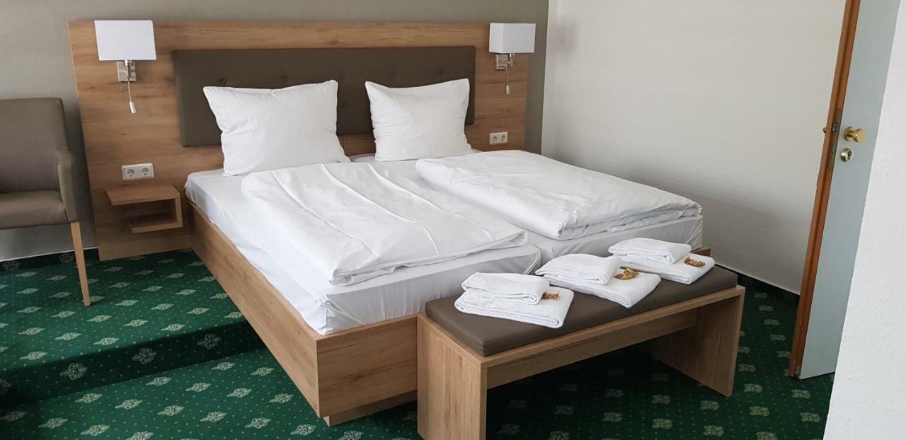 Göttingen Hotel Novostar מראה חיצוני תמונה