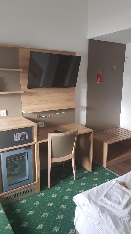 Göttingen Hotel Novostar מראה חיצוני תמונה